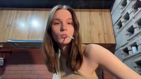 Tears Lora online show from 15, 12, 2025