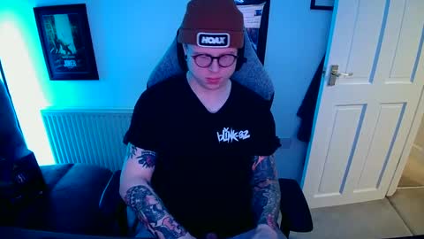 Snapshot of nlrb93 chatting on 9, 12, 2024 BNate93 online show from 9, 12, 2024