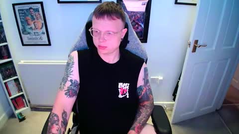 Snapshot of nlrb93 chatting on 15, 9, 2025 BNate93 online show from 15, 9, 2025