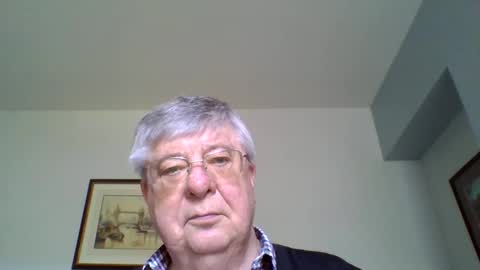 Snapshot of nn69uk chatting on 8, 4, 2026 NN69UK online show from 8, 4, 2026