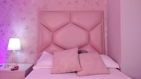Snapshot of noa_butterfly chatting on 28, 1, 2025 ambarsulliva online show from 28, 1, 2025