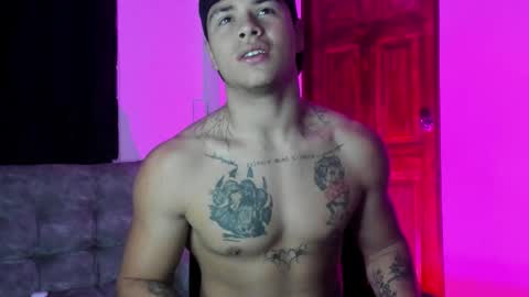 noah_223 online show from 20, 12, 2025