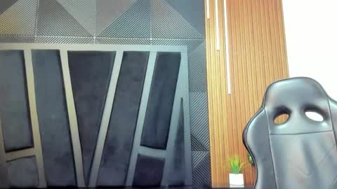 Noah online show from 23, 12, 2025