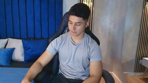 Snapshot of noah_clarkk chatting on 17, 6, 2026 Noah online show from 17, 6, 2026