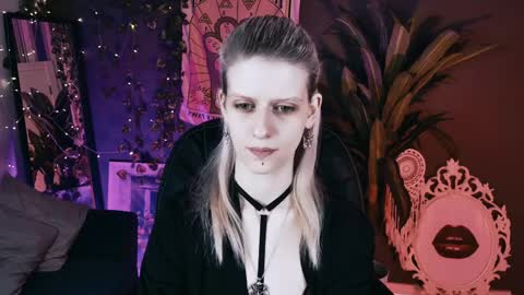 REAL name LiaDM are always open online show from 31, 3, 2026