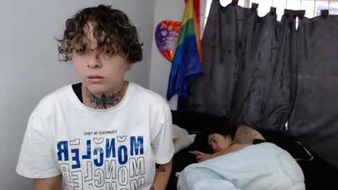 Snapshot of noah_martini chatting on 5, 1, 2025 noah hehim online show from 5, 1, 2025