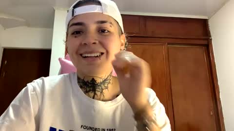 Snapshot of noah_martini chatting on 23, 1, 2025 noah hehim online show from 23, 1, 2025