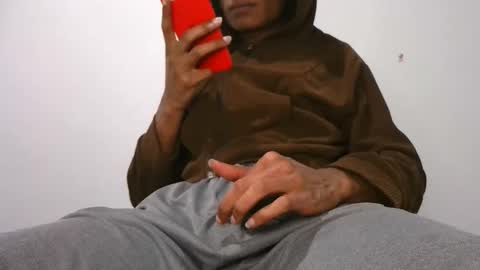 Noah Millers online show from 5, 10, 2025