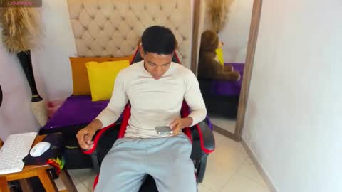 N O AH - S T H O  N E online show from 16, 1, 2026