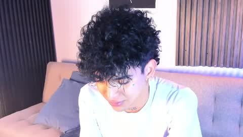 Snapshot of noah_travis chatting on 31, 3, 2026 Noah online show from 31, 3, 2026