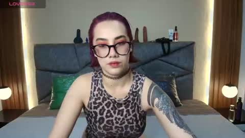 Noah And Gaia online show from 28, 6, 2026