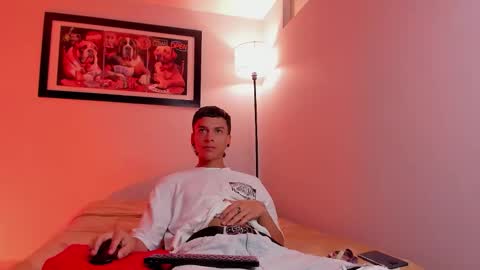 noahh_sky online show from 23, 3, 2026