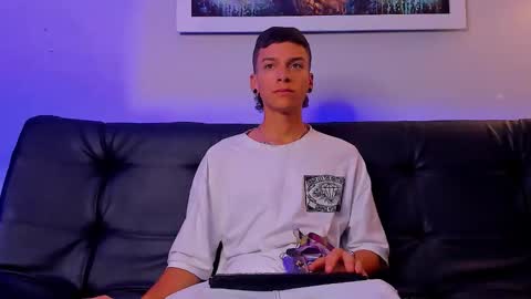 noahh_sky online show from 25, 4, 2026