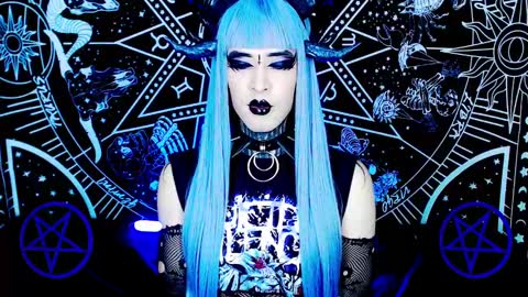 caroline online show from 26, 2, 2025