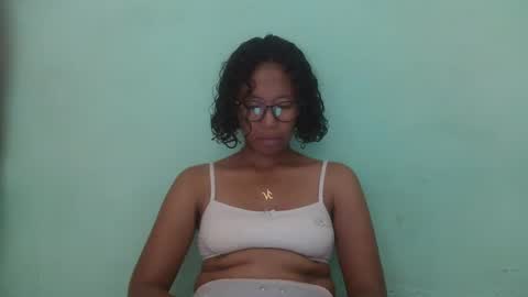 noellah online show from 5, 3, 2025