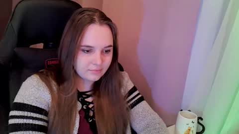 noir_ember_ online show from 11, 11, 2025