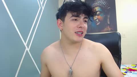 Snapshot of nolan_twink chatting on 19, 12, 2024 Nolan online show from 19, 12, 2024