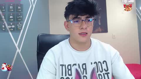 Snapshot of nolan_twink chatting on 24, 12, 2024 Nolan online show from 24, 12, 2024