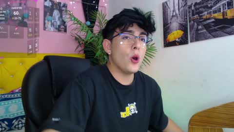 Snapshot of nolan_twink chatting on 7, 1, 2025 Nolan online show from 7, 1, 2025