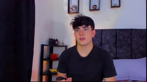 Snapshot of nolan_twink chatting on 16, 10, 2025 Nolan online show from 16, 10, 2025