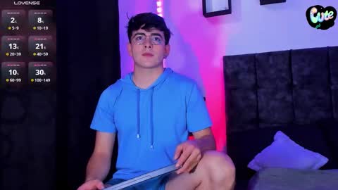 Snapshot of nolan_twink chatting on 18, 11, 2025 Nolan online show from 18, 11, 2025