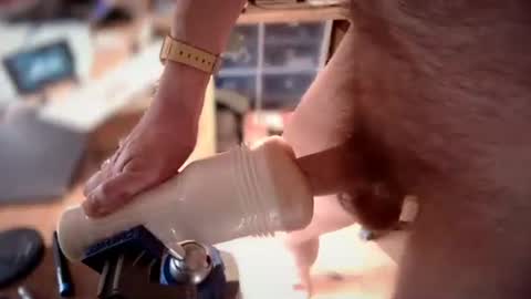 Snapshot of nomoreheroes2023 chatting on 4, 11, 2025 nomoreheroes online show from 4, 11, 2025