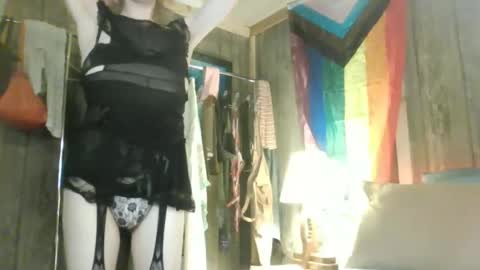 nonamebabez online show from 28, 12, 2024