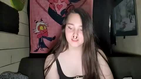 nonbinarybeauty20 online show from 9, 4, 2026