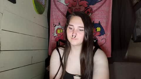 Snapshot of nonbinarybeauty20 chatting on 28, 7, 2026 nonbinarybeauty20 online show from 28, 7, 2026
