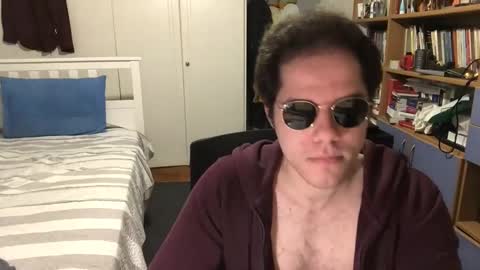 Snapshot of nongay379444 chatting on 19, 12, 2024 nongay379444 online show from 19, 12, 2024