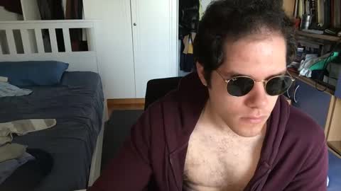 Snapshot of nongay379444 chatting on 20, 12, 2024 nongay379444 online show from 20, 12, 2024