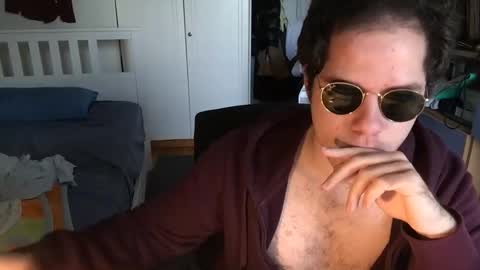 Snapshot of nongay379444 chatting on 20, 12, 2024 nongay379444 online show from 20, 12, 2024