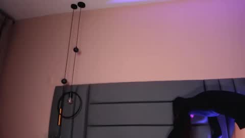 Snapshot of nora_dasilva chatting on 22, 2, 2025 Nora Da Silva online show from 22, 2, 2025