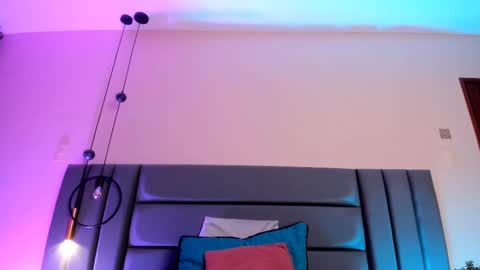 Snapshot of nora_dasilva chatting on 4, 3, 2025 Nora Da Silva online show from 4, 3, 2025