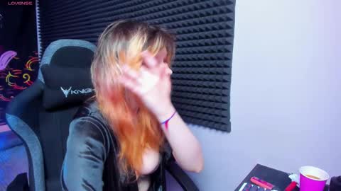 Nora online show from 3, 10, 2025