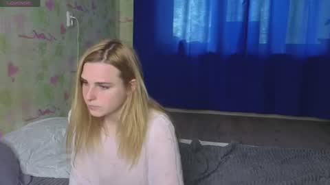Elina online show from 15, 6, 2026