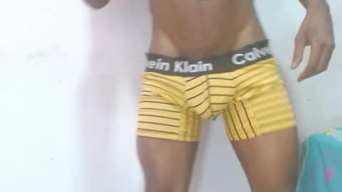 Snapshot of noreno9159 chatting on 19, 12, 2025 noreno9159 online show from 19, 12, 2025