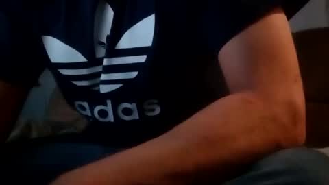 Snapshot of normalbo1982 chatting on 20, 11, 2025 Good boy online show from 20, 11, 2025