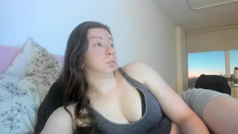 Emily snow online show from 15, 1, 2026