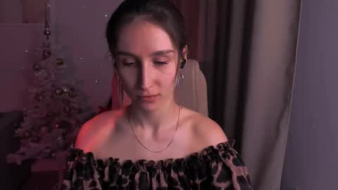 Snapshot of north_valkyrie chatting on 4, 1, 2025 Hazel online show from 4, 1, 2025