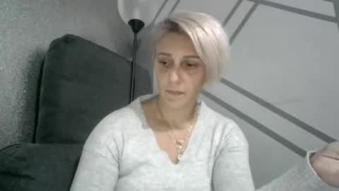 Snapshot of nosmileme chatting on 18, 10, 2025 nosmileme online show from 18, 10, 2025