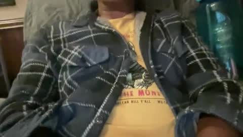 Snapshot of nostringfun chatting on 4, 12, 2024 nostringfun online show from 4, 12, 2024