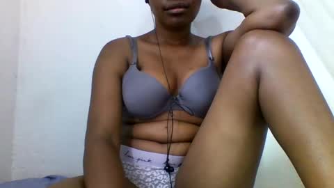 Snapshot of notoy1 chatting on 4, 3, 2025 notoy1 online show from 4, 3, 2025