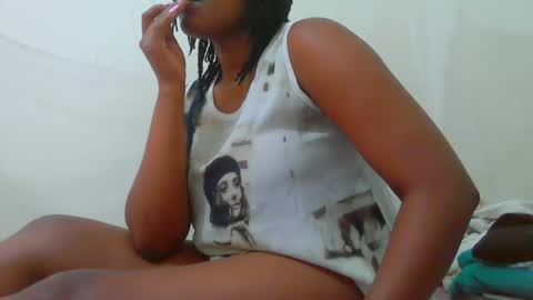 Snapshot of notoy1 chatting on 25, 9, 2025 notoy1 online show from 25, 9, 2025