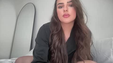 nellyxoxo online show from 4, 2, 2026