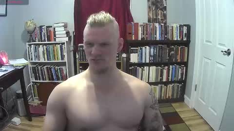 Snapshot of notsureaboutthislol chatting on 28, 10, 2025 Embarrassed Naked online show from 28, 10, 2025
