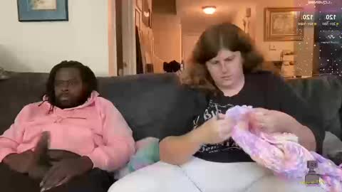 Snapshot of noturbabymoms chatting on 12, 10, 2025 NotUrBabyMoms online show from 12, 10, 2025