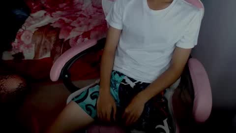 Snapshot of noughty_yuji chatting on 5, 2, 2026 Yuji online show from 5, 2, 2026