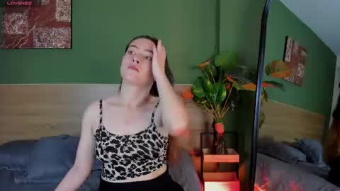 nova_grey__ online show from 29, 6, 2026