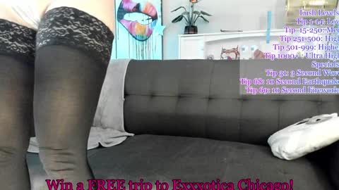 Snapshot of novaharper chatting on 3, 2, 2025 Nova Harper online show from 3, 2, 2025